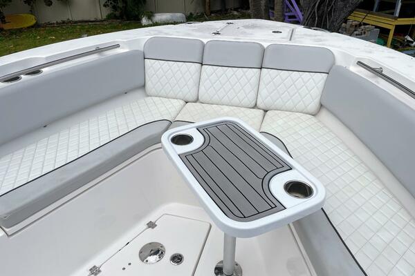 32ft Sea Fox Yacht For Sale