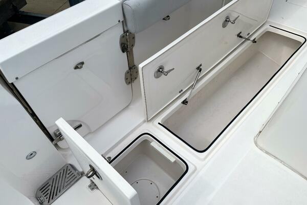 32ft Sea Fox Yacht For Sale