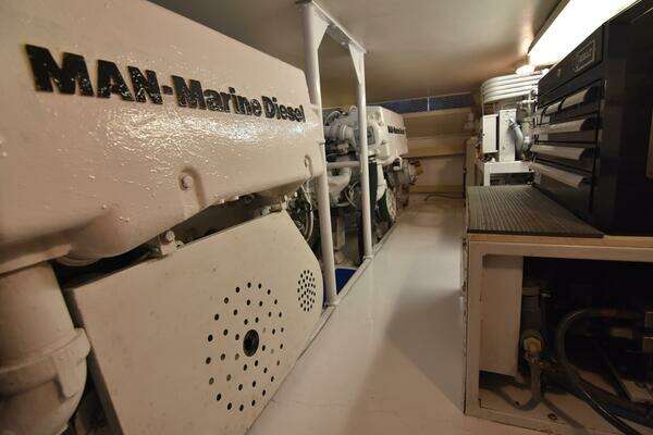 Viking 58 Convertible Yacht For Sale