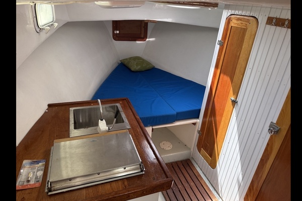 28ft Seaworthy Yacht For Sale