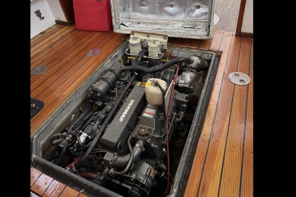 28ft Seaworthy Yacht For Sale