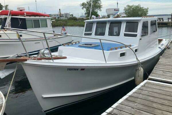 28-ft-Bass Harbor Boat Co-2000-28- Bayfield Wisconsin United States  yacht for sale