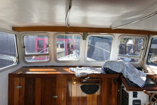 28ft Seaworthy Yacht For Sale