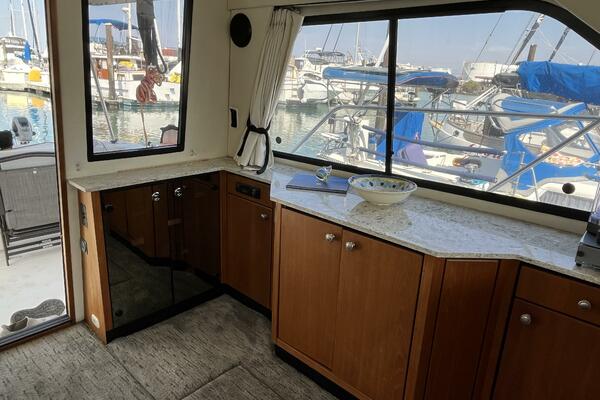 Wicked Twisted Road 37ft Bayliner Yacht For Sale