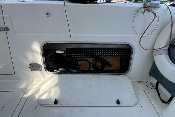 Wicked Twisted Road 37ft Bayliner Yacht For Sale