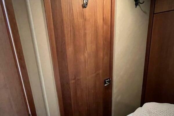 Wicked Twisted Road 37ft Bayliner Yacht For Sale