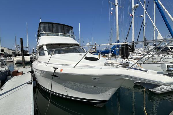 Wicked Twisted Road 37ft Bayliner Yacht For Sale