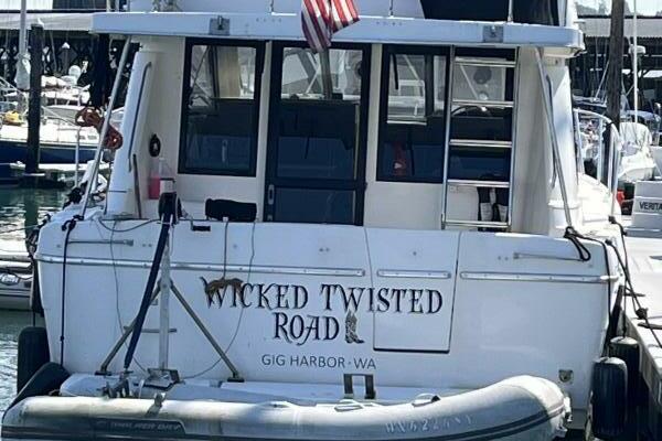 Wicked Twisted Road 37ft Bayliner Yacht For Sale