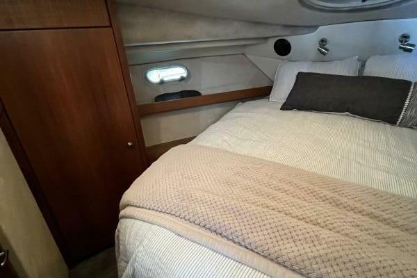 Wicked Twisted Road 37ft Bayliner Yacht For Sale