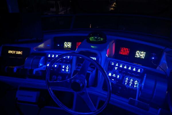 Carver 455 Aft Cabin - Flybridge LED