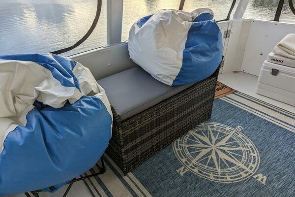 Carver 455 Aft Cabin - At deck