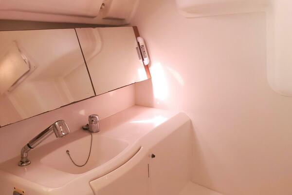 LOTUS 37ft Beneteau Yacht For Sale