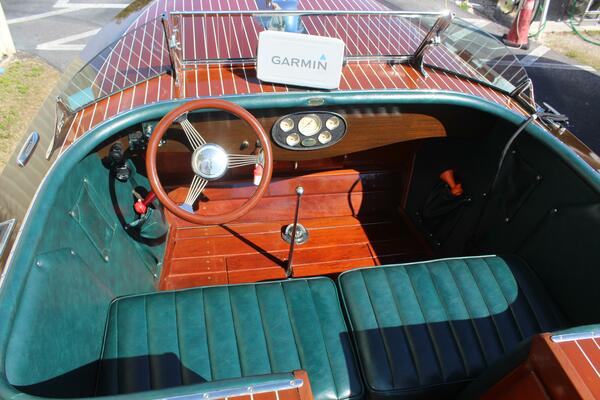 Mimi B 28ft Hacker Craft Yacht For Sale