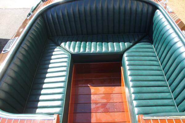 Mimi B 28ft Hacker Craft Yacht For Sale