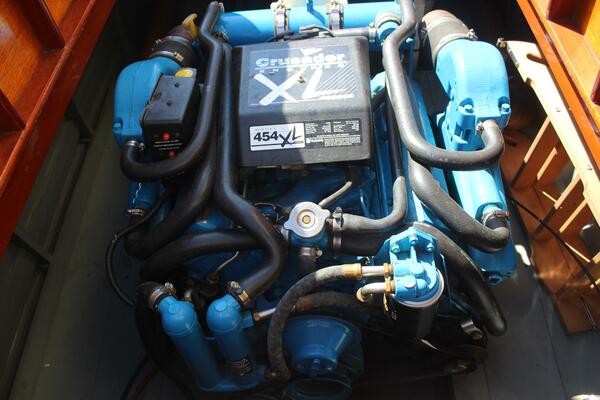 Mimi B 28ft Hacker Craft Yacht For Sale