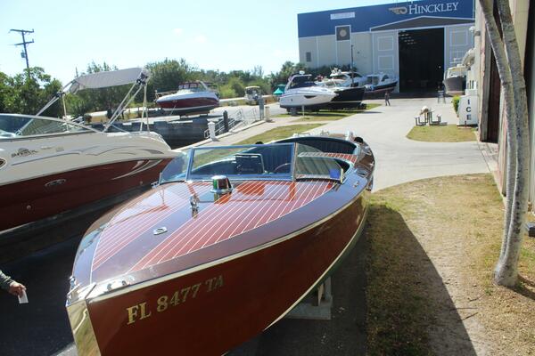 Mimi B 28ft Hacker Craft Yacht For Sale