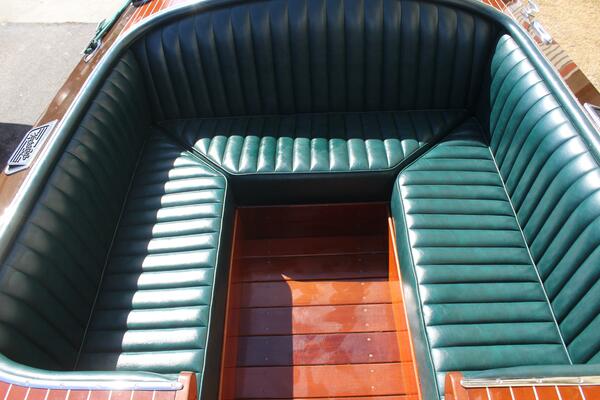 Mimi B 28ft Hacker Craft Yacht For Sale