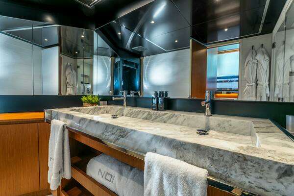 Riva Riva Argo 90 Yacht For Sale