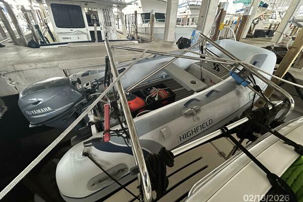 43' Mainship tender3