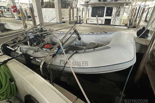 43' Mainship tender1