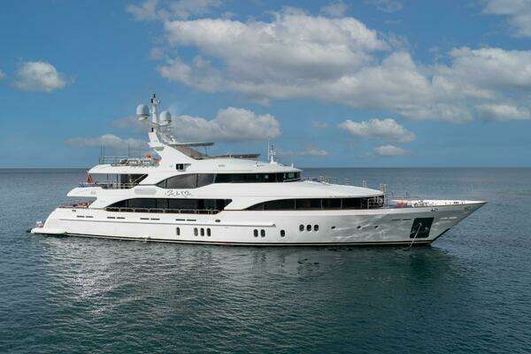 2011 Benetti 143