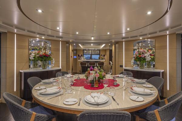 SUR LA MER 143ft Benetti Yacht For Sale