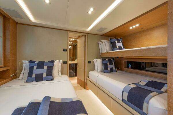 2011 Benetti 143