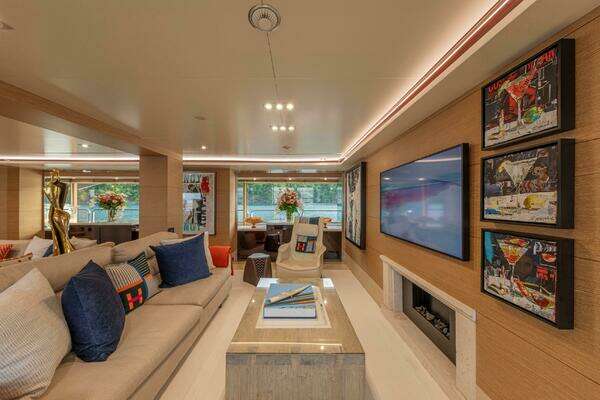 2011 Benetti 143