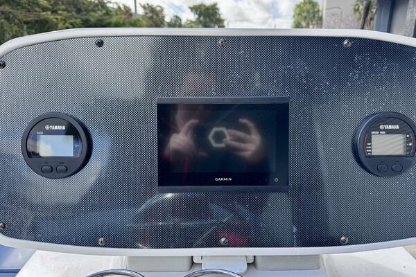 20ft Novurania Yacht For Sale