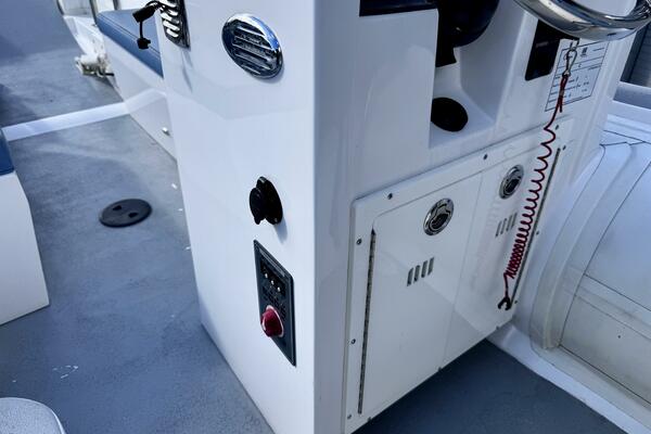 20ft Novurania Yacht For Sale