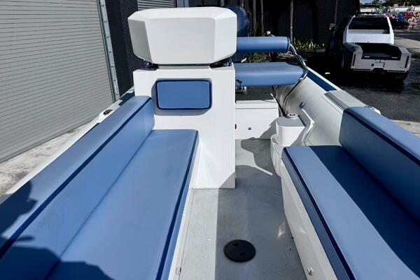 20ft Novurania Yacht For Sale