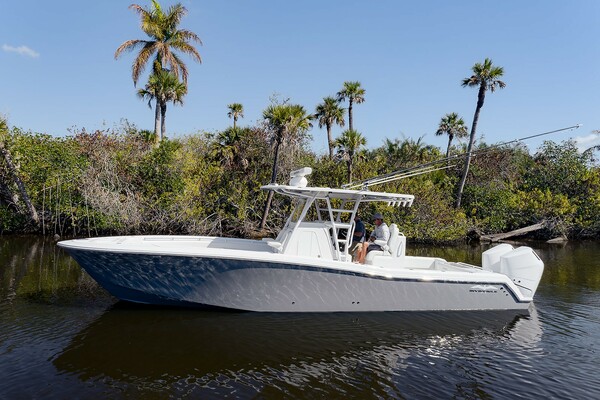 33ft Invincible Yacht For Sale