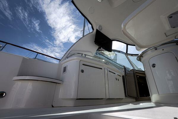 NAUTI LIS 50ft Sea Ray Yacht For Sale