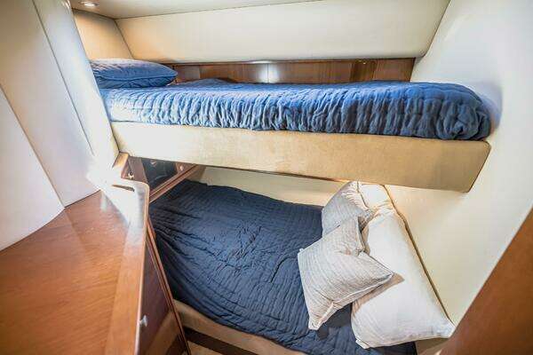 Sea Ray 500 Sundancer Yacht For Sale