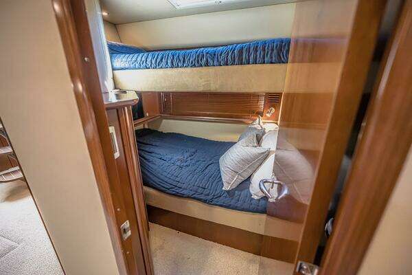 Sea Ray 500 Sundancer Yacht For Sale