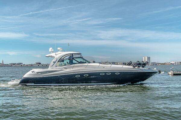 50-ft-Sea Ray-2005-500 Sundancer-NAUTI LIS Mt. Pleasant South Carolina United States  yacht for sale