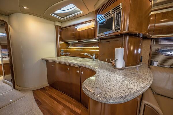 NAUTI LIS 50ft Sea Ray Yacht For Sale