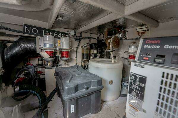 Sea Ray 500 Sundancer Yacht For Sale