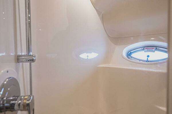 Sea Ray 500 Sundancer Yacht For Sale