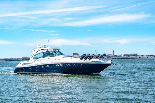 NAUTI LIS 50ft Sea Ray Yacht For Sale