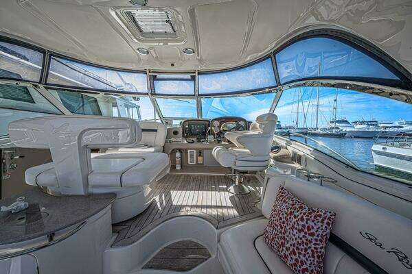 Sea Ray 500 Sundancer Yacht For Sale