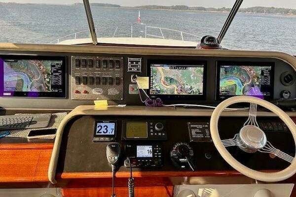 Huckins 56 Linwood Yacht For Sale