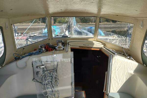 Cascade 42 Yacht For Sale