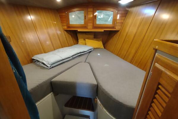 PETREL 42ft Cascade Yacht For Sale