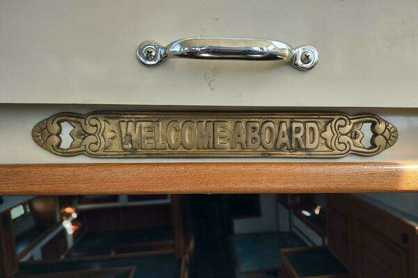 Cascade 42 Yacht For Sale