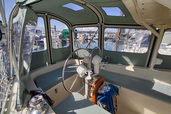 PETREL 42ft Cascade Yacht For Sale