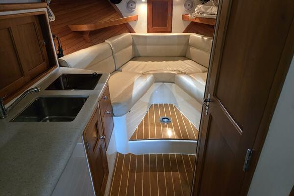BLUE SKYz 29ft MJM Yacht For Sale