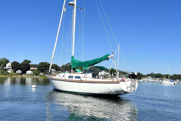 Wanderer 35ft Pearson Yacht For Sale