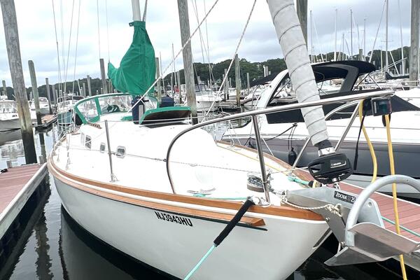 Wanderer 35ft Pearson Yacht For Sale