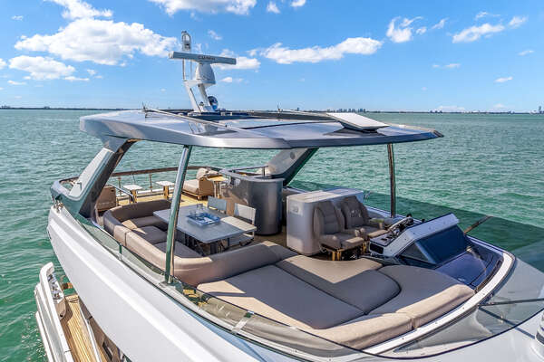 Azimut 78 FLY Yacht For Sale